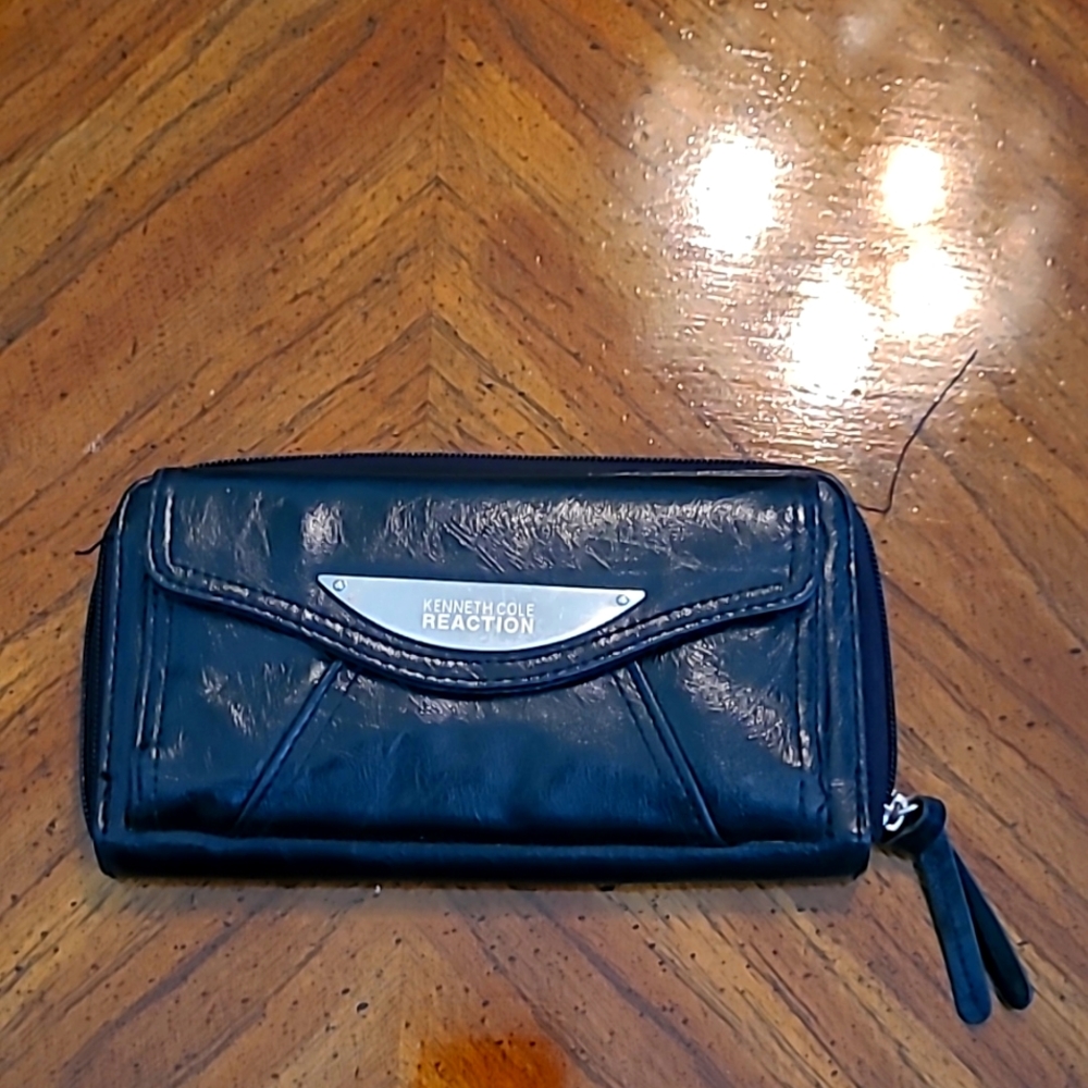 Kenneth Cole Wallet
